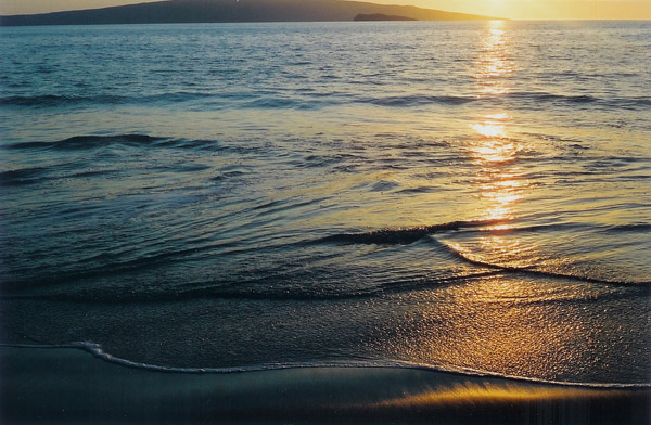 Hawaii sunset water