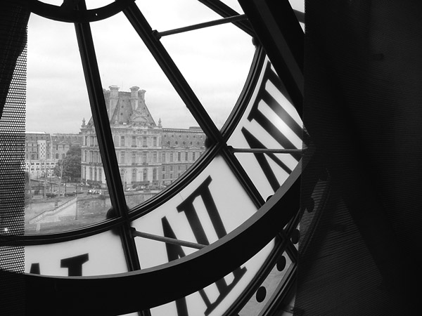 z FR back of clockbw